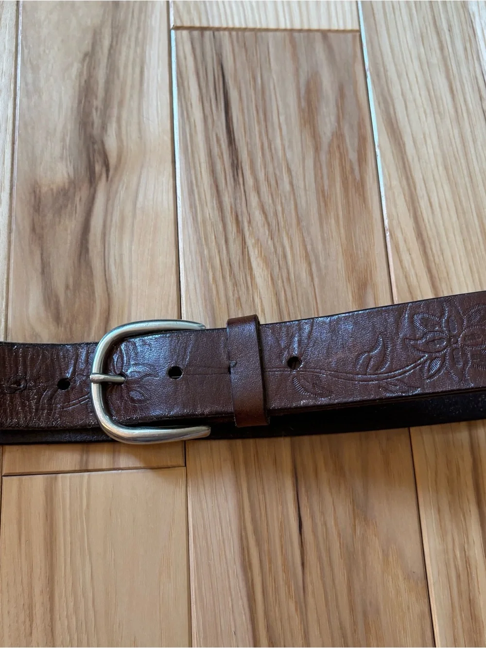 Vintage Brown Tooled Floral Leather Belt